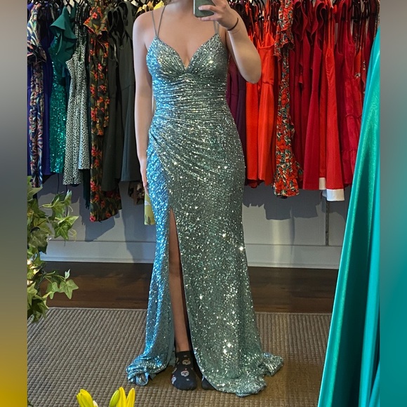 FAVIANA S10521 - Picture 2 of 3